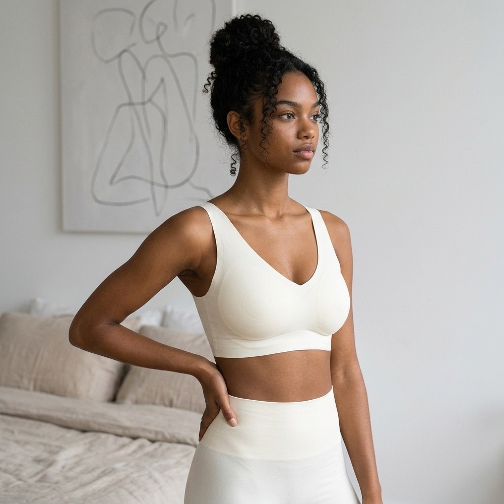 Secret‎ Treasures White Bonded Lounge Bra Wirefree Seamless Soft Size S NEW